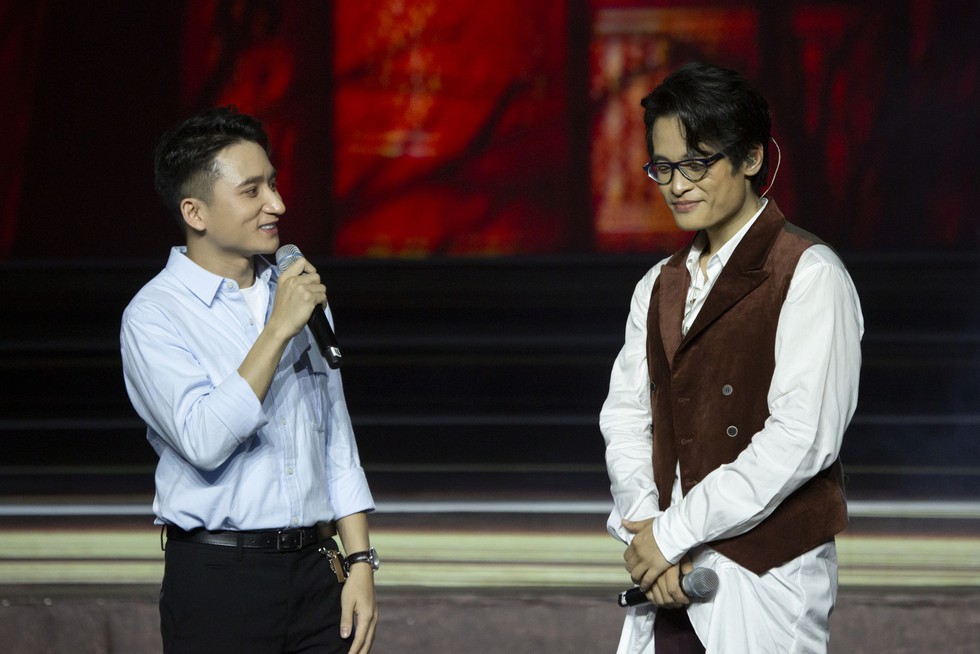 Live concert Truyện ngắn của Hà Anh Tuấn: trong trẻo và chân thành! - Ảnh 4. Live concert Truyện ngắn của Hà Anh Tuấn: trong trẻo và chân thành! - Ảnh 4.