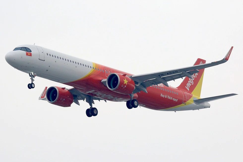 Vietjet nhận máy bay A321neo ACF 240 ghế đầu tiên trên thế giới - Ảnh 4. Vietjet nhận máy bay A321neo ACF 240 ghế đầu tiên trên thế giới - Ảnh 4.