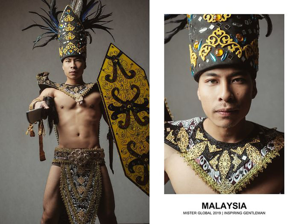 Mister Global khoe dàn hotboy diện trang phục truyền thống nhưng quá nóng - Ảnh 12. Mister Global khoe dàn hotboy diện trang phục truyền thống nhưng quá nóng - Ảnh 12.
