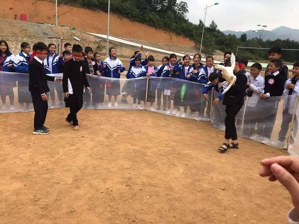 Học sinh dân tộc vùng cao vui Tết như thế nào? - Ảnh 1. Học sinh dân tộc vùng cao vui Tết như thế nào? - Ảnh 1.