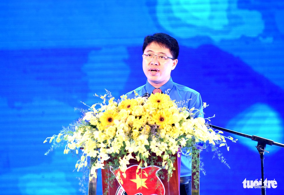Tuyên dương 12 công dân trẻ TP.HCM: tuổi trẻ tài cao, bản lĩnh - Ảnh 3. Tuyên dương 12 công dân trẻ TP.HCM: tuổi trẻ tài cao, bản lĩnh - Ảnh 3.