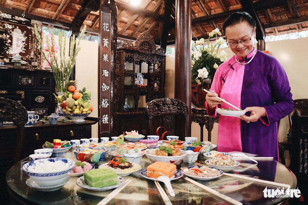 Trưng bày mâm cỗ, mâm ngũ quả 3 miền trong Lễ hội Tết Việt - Ảnh 2. Trưng bày mâm cỗ, mâm ngũ quả 3 miền trong Lễ hội Tết Việt - Ảnh 2.