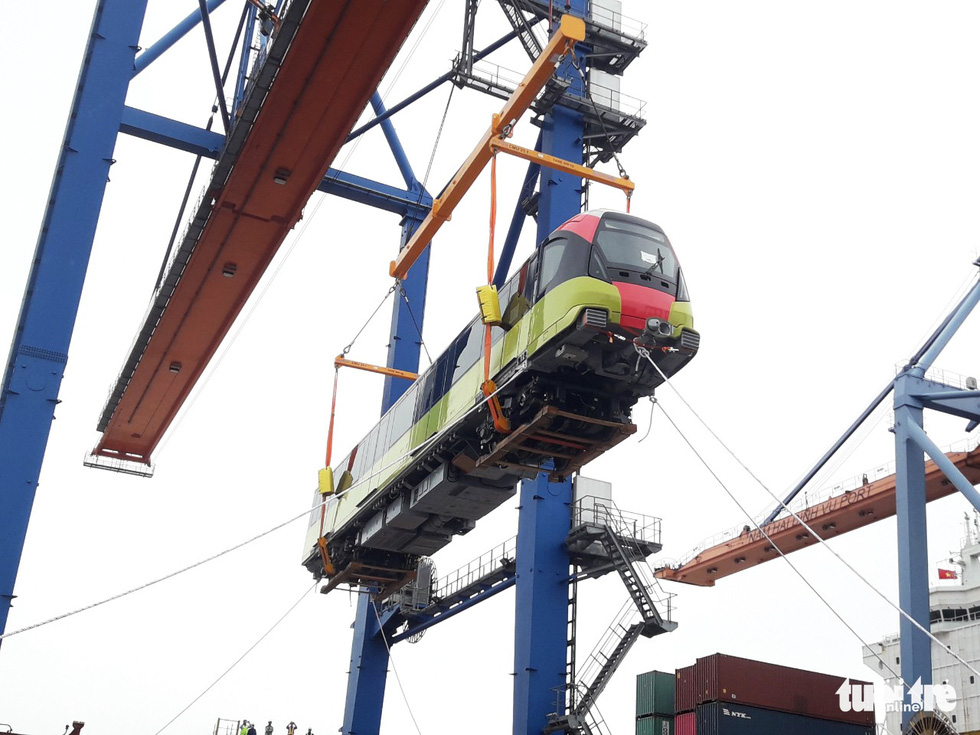 Chiêm ngưỡng đoàn tàu metro Nhổn - ga Hà Nội rời cảng Hải Phòng - Ảnh 3. Chiêm ngưỡng đoàn tàu metro Nhổn - ga Hà Nội rời cảng Hải Phòng - Ảnh 3.