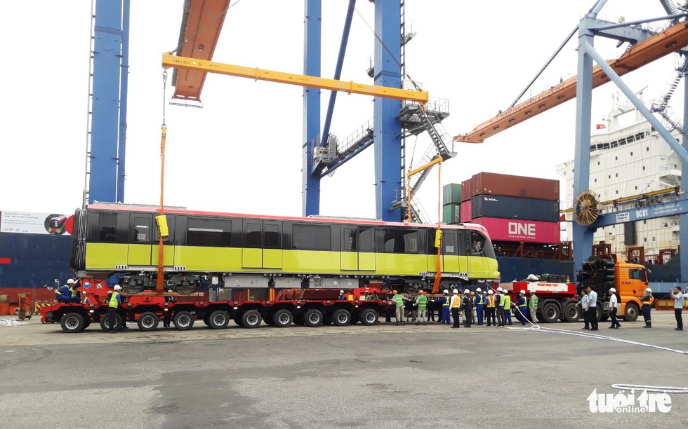 Chiêm ngưỡng đoàn tàu metro Nhổn - ga Hà Nội rời cảng Hải Phòng - Ảnh 7. Chiêm ngưỡng đoàn tàu metro Nhổn - ga Hà Nội rời cảng Hải Phòng - Ảnh 7.
