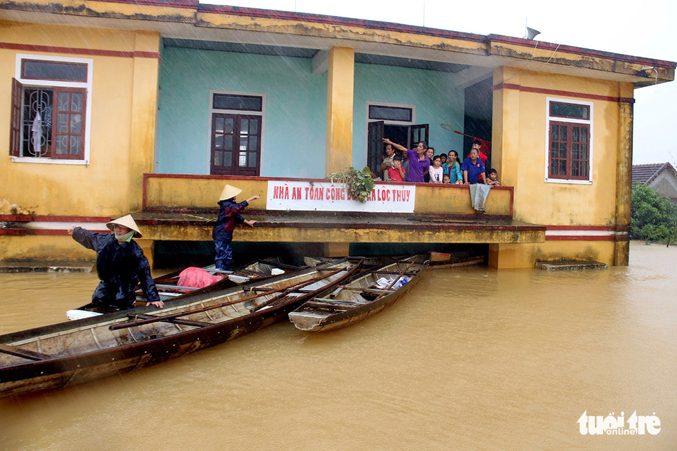 Quang Binh becomes a new navel flood - Photo 2.