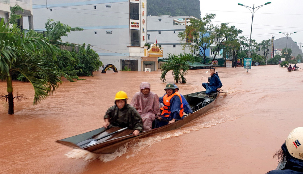 Quảng Bình thành rốn lũ mới - Ảnh 5.