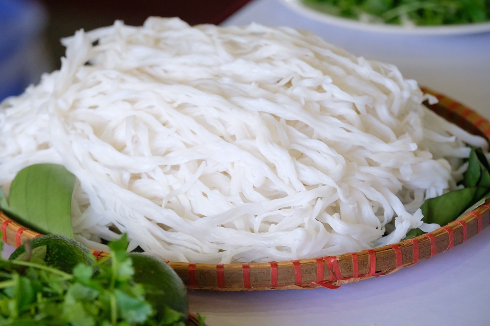 Đã mắt với vòng thi sơ khảo Đi tìm người nấu phở ngon tại Hà Nội - Ảnh 10. Đã mắt với vòng thi sơ khảo Đi tìm người nấu phở ngon tại Hà Nội - Ảnh 10.