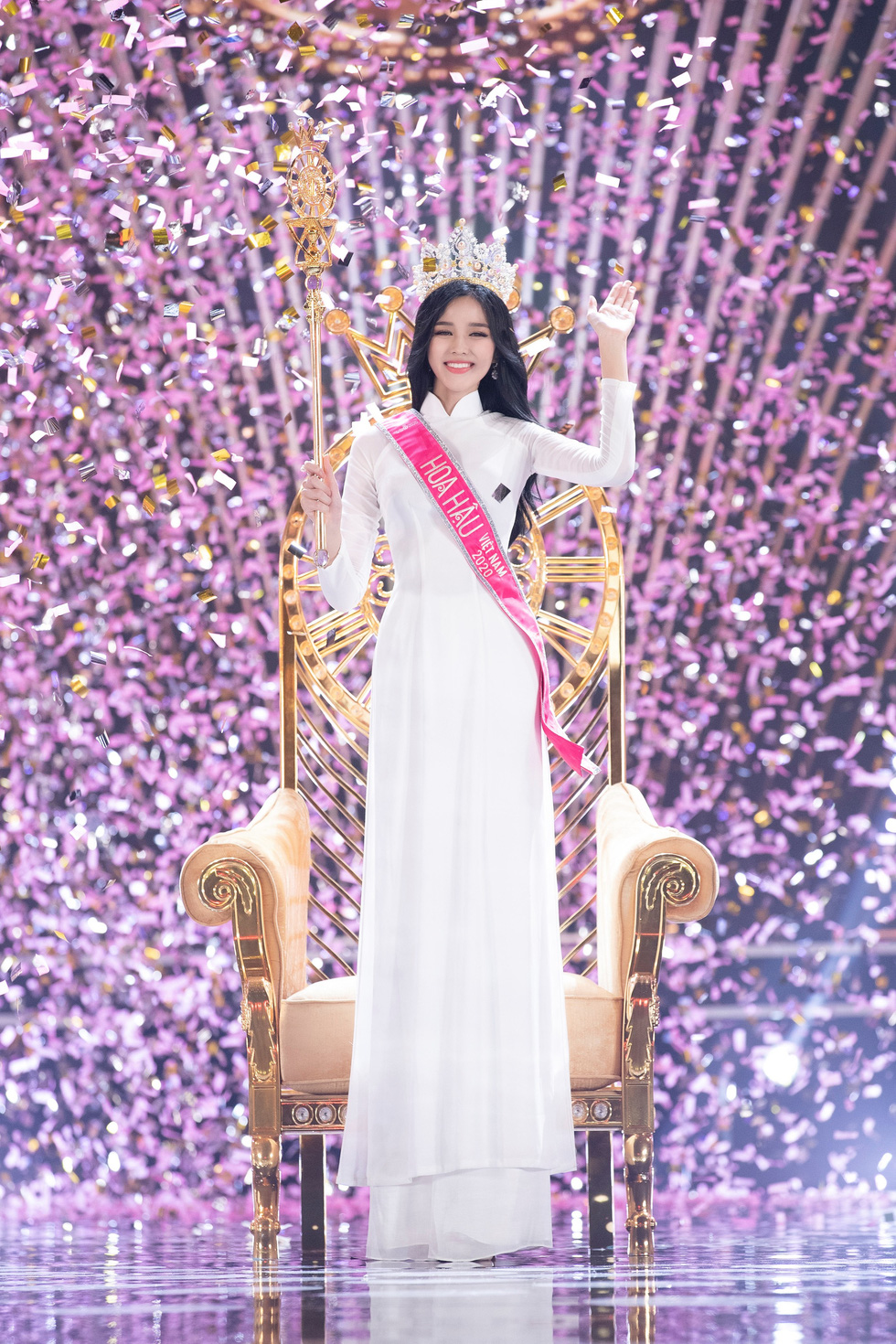 Tân Hoa hậu Việt Nam: 'Dù có là hình mẫu hay không, tôi sẽ truyền cảm hứng cho giới trẻ'