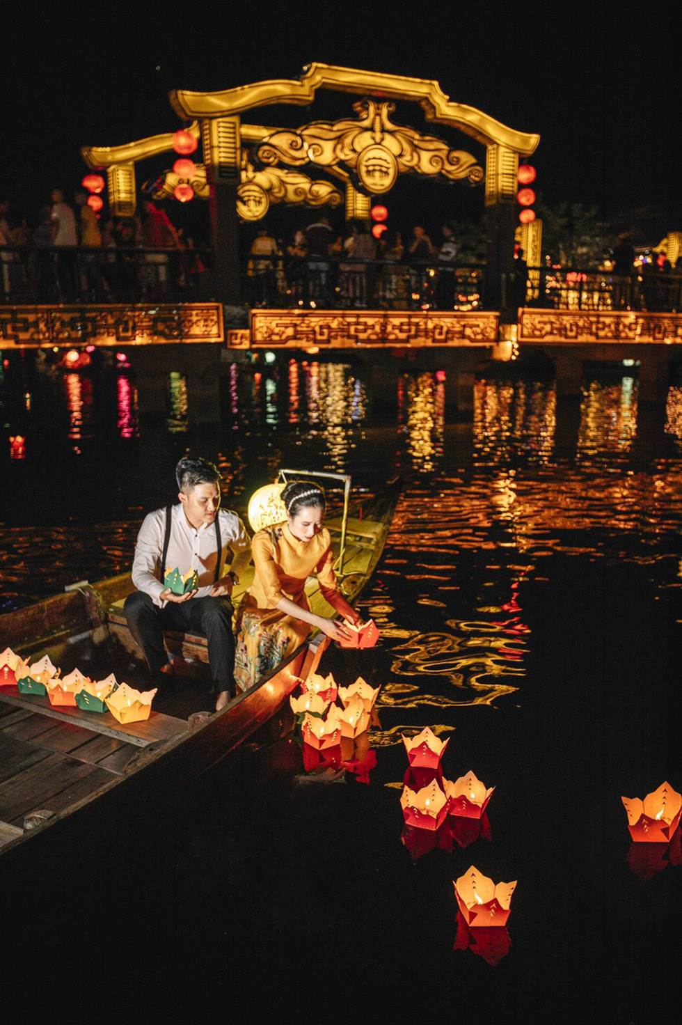 Cặp đôi người Việt lên rừng xuống biển, chụp ảnh cưới ở 11 tỉnh thành - Ảnh 7.