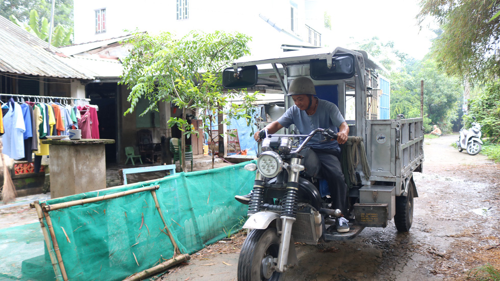 Chú Đức ba gác chuyên chuyển trọ miễn phí cho sinh viên - Ảnh 2.