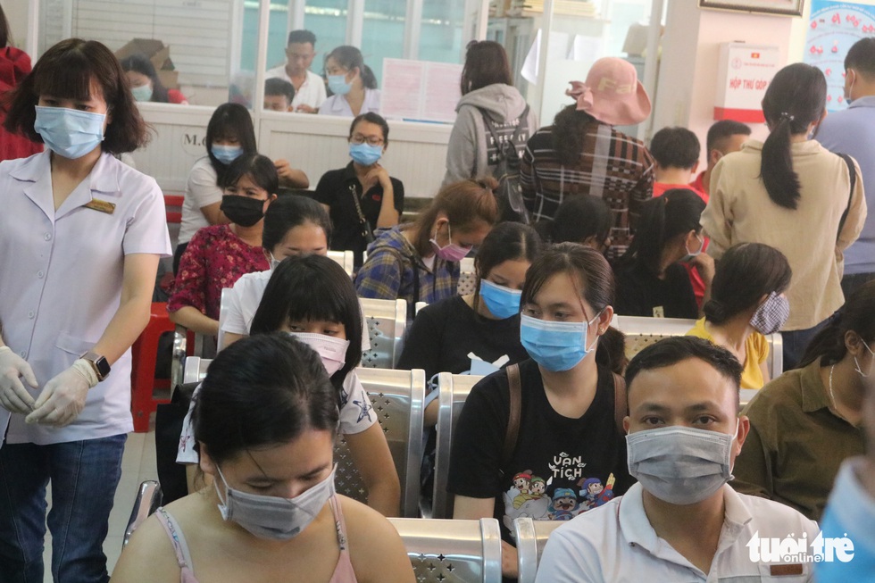 TP.HCM: Hơn 1.000 người tham gia hiến máu - Ảnh 6. TP.HCM: Hơn 1.000 người tham gia hiến máu - Ảnh 6.