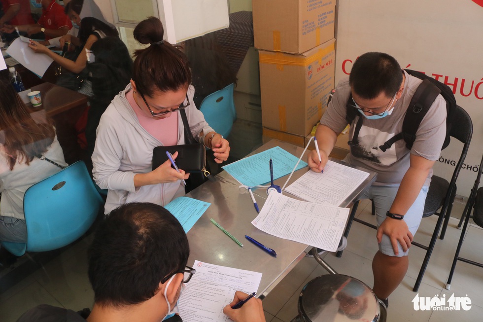 TP.HCM: Hơn 1.000 người tham gia hiến máu - Ảnh 10. TP.HCM: Hơn 1.000 người tham gia hiến máu - Ảnh 10.