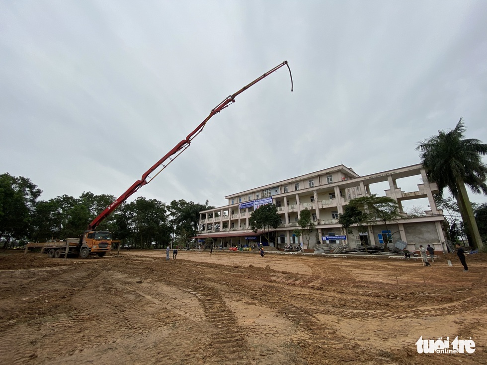 Gấp rút làm mới bệnh viện cũ thành nơi cách ly phòng dịch COVID-19 - Ảnh 10. Gấp rút làm mới bệnh viện cũ thành nơi cách ly phòng dịch COVID-19 - Ảnh 10.