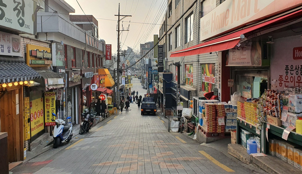 Cận cảnh Itaewon của Itaewon Class: quán Danbam, tiệm cafe Việt, phố Quy Nhơn - Ảnh 12. Cận cảnh Itaewon của Itaewon Class: quán Danbam, tiệm cafe Việt, phố Quy Nhơn - Ảnh 12.