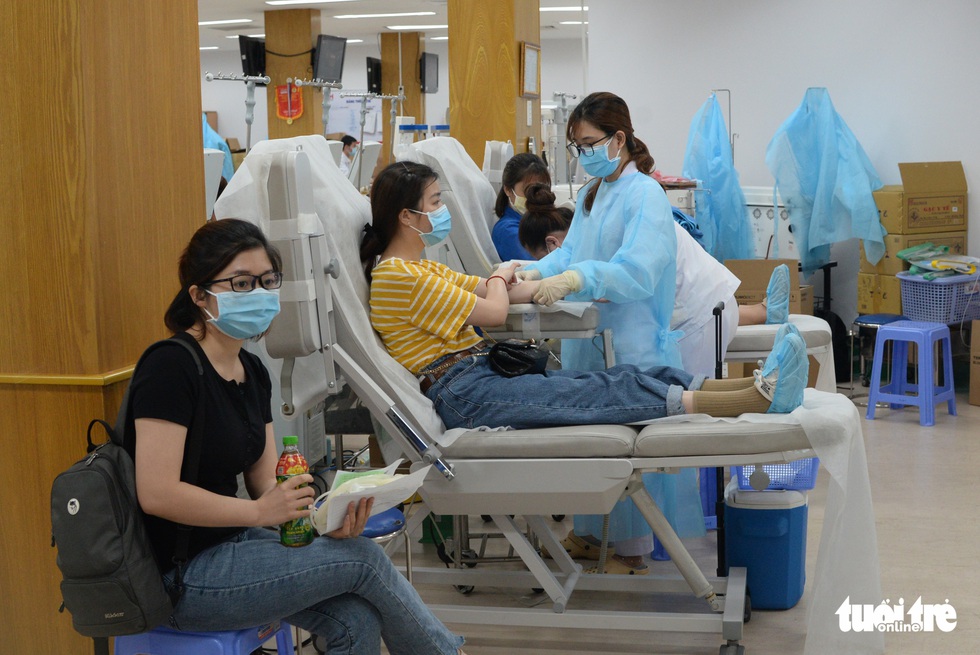 Hiến máu hiếm mùa COVID-19 - Ảnh 10. Hiến máu hiếm mùa COVID-19 - Ảnh 10.
