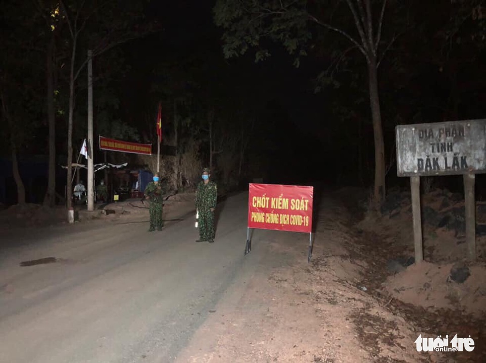 Những chốt chặn dịch trong lòng rừng - Ảnh 9. Những chốt chặn dịch trong lòng rừng - Ảnh 9.
