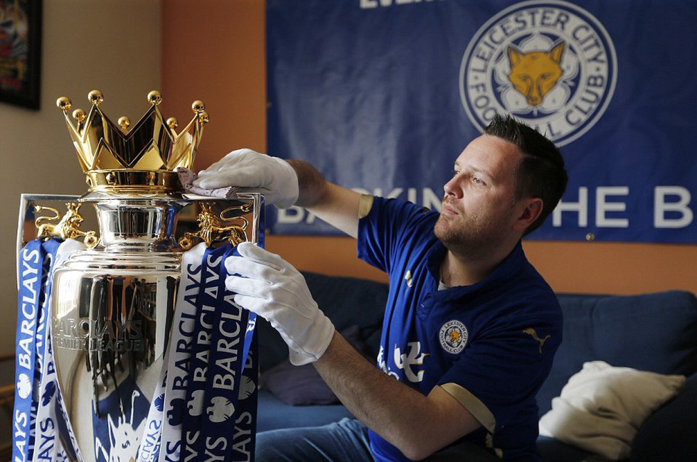 Ngày này năm xưa: Leicester City lên ngôi vô địch Premier League - Ảnh 2. Ngày này năm xưa: Leicester City lên ngôi vô địch Premier League - Ảnh 2.