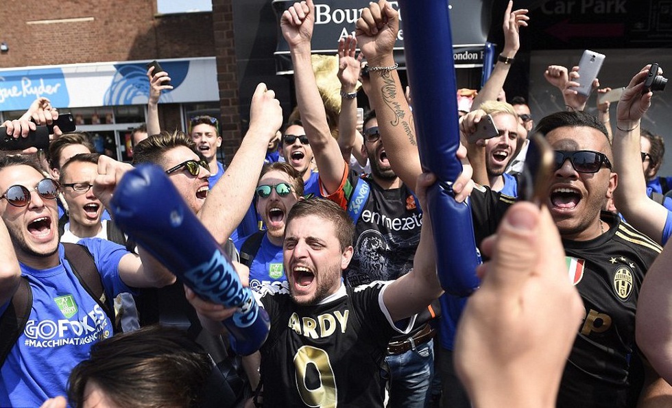 Ngày này năm xưa: Leicester City lên ngôi vô địch Premier League - Ảnh 5. Ngày này năm xưa: Leicester City lên ngôi vô địch Premier League - Ảnh 5.