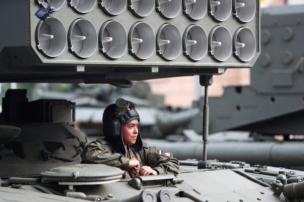 Duyệt binh Ngày Chiến thắng ở Nga: Giới thiệu 20 loại vũ khí mới - Ảnh 4.