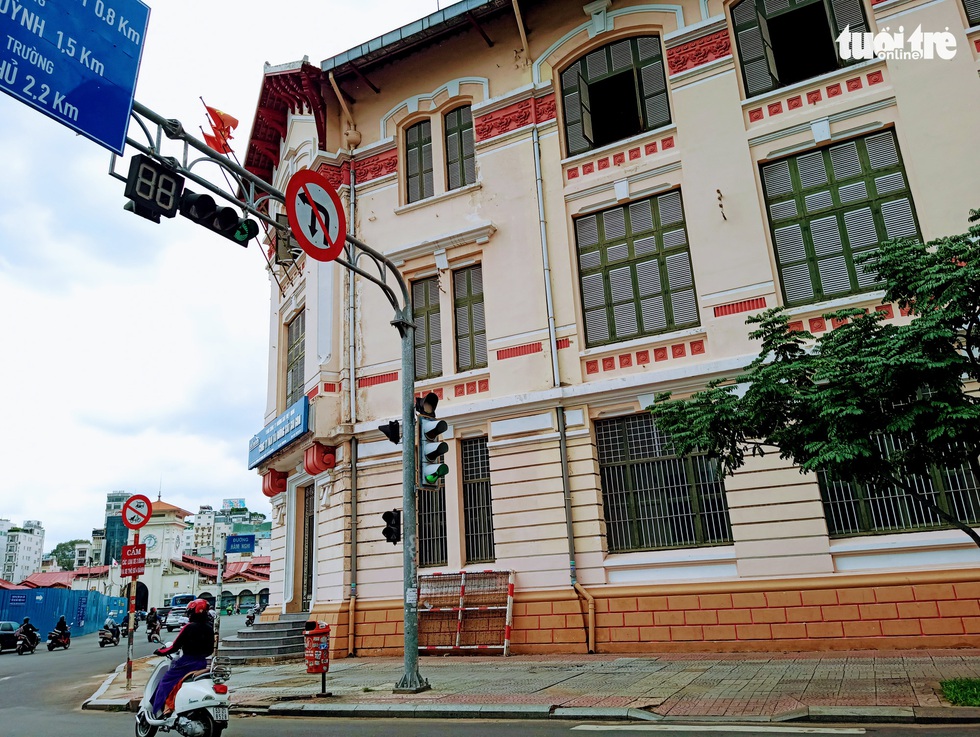 Bên trong trụ sở Hỏa xa giữa Sài Gòn: vẫn chắc chắn, tráng lệ sau hơn 1 thế kỷ - Ảnh 13. Bên trong trụ sở Hỏa xa giữa Sài Gòn: vẫn chắc chắn, tráng lệ sau hơn 1 thế kỷ - Ảnh 13.