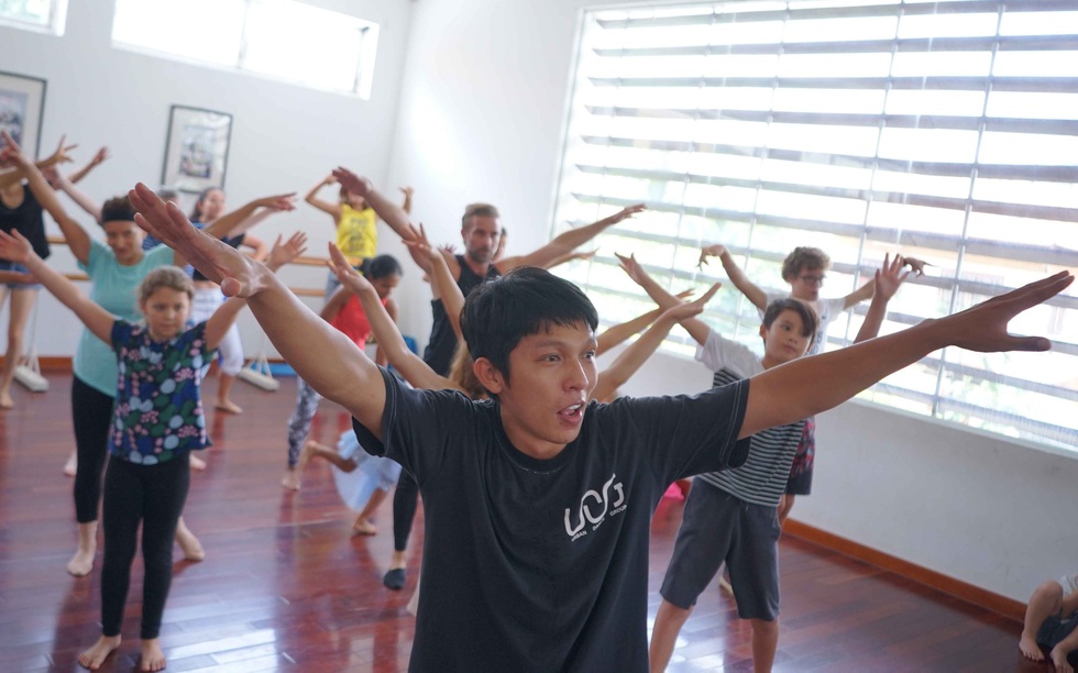 Lan tỏa cảm hứng Beyond Dancing - Trên cả nhảy múa - Ảnh 8. Lan tỏa cảm hứng Beyond Dancing - Trên cả nhảy múa - Ảnh 8.