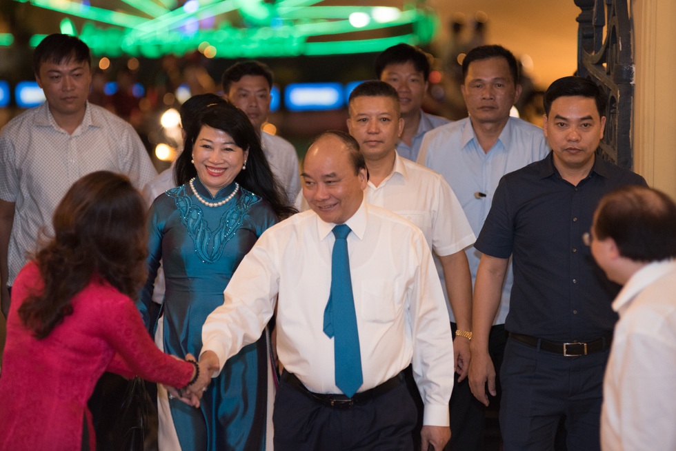 Thủ tướng Nguyễn Xuân Phúc dự đêm nhạc tưởng nhớ Trịnh Công Sơn - Ảnh 1. Thủ tướng Nguyễn Xuân Phúc dự đêm nhạc tưởng nhớ Trịnh Công Sơn - Ảnh 1.