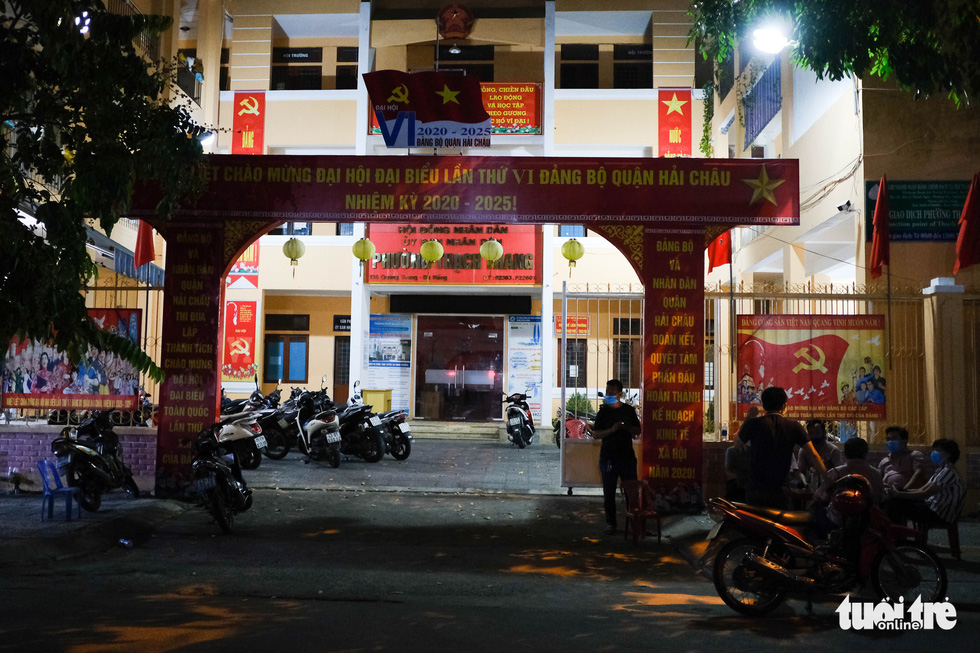 Đà Nẵng chính thức phong tỏa 4 tuyến đường quanh 3 bệnh viện - Ảnh 9. Đà Nẵng chính thức phong tỏa 4 tuyến đường quanh 3 bệnh viện - Ảnh 9.