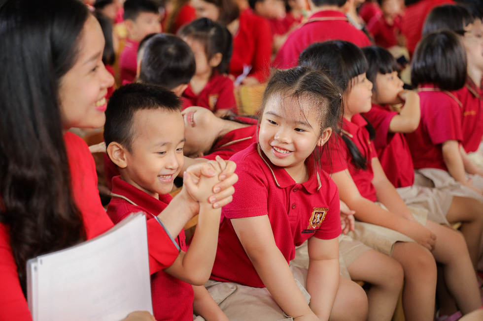 Lễ bế giảng đặc sắc và nhiều ý nghĩa tại VAS - Ảnh 7. Lễ bế giảng đặc sắc và nhiều ý nghĩa tại VAS - Ảnh 7.