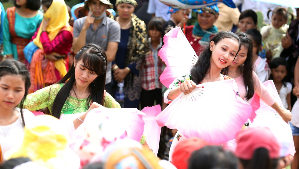 Có gì lạ ở đất Tháp? - Ảnh 5. Có gì lạ ở đất Tháp? - Ảnh 5.