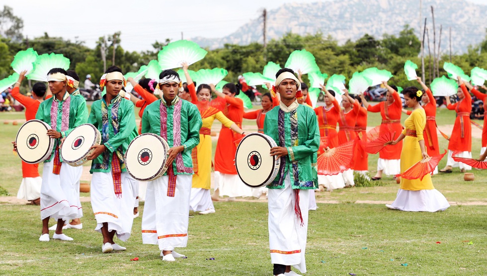 Có gì lạ ở đất Tháp? - Ảnh 7. Có gì lạ ở đất Tháp? - Ảnh 7.