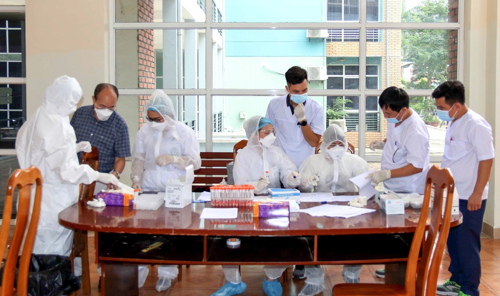 U22 Việt Nam chính thức tập trung, nín thở chờ kết quả xét nghiệm COVID-19 - Ảnh 5. U22 Việt Nam chính thức tập trung, nín thở chờ kết quả xét nghiệm COVID-19 - Ảnh 5.