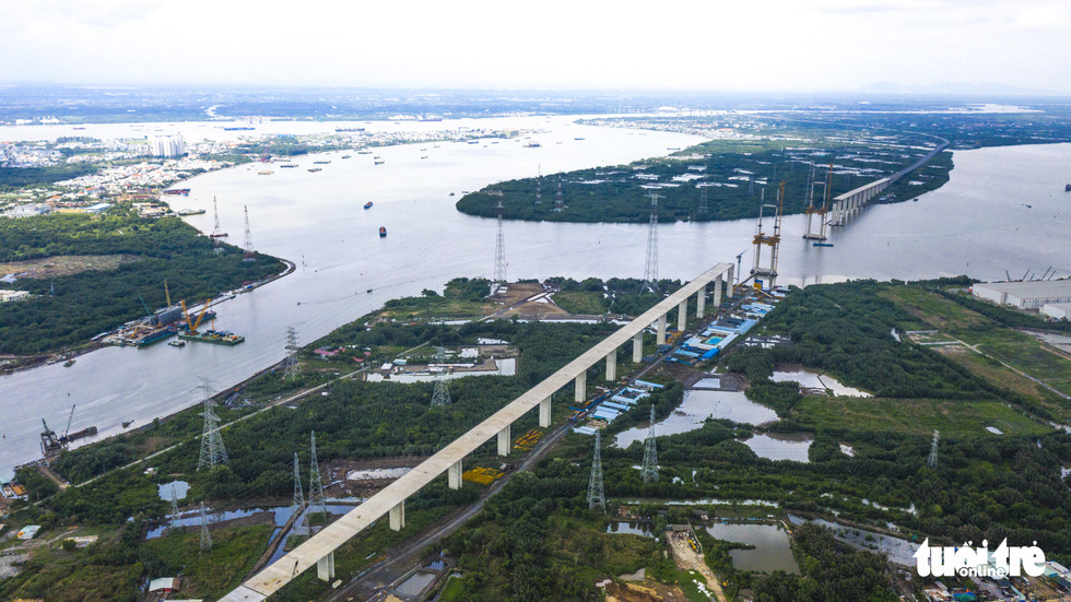 Bao giờ những cây cầu ngàn tỉ nối nhịp, cao tốc thông xe? - Ảnh 3.