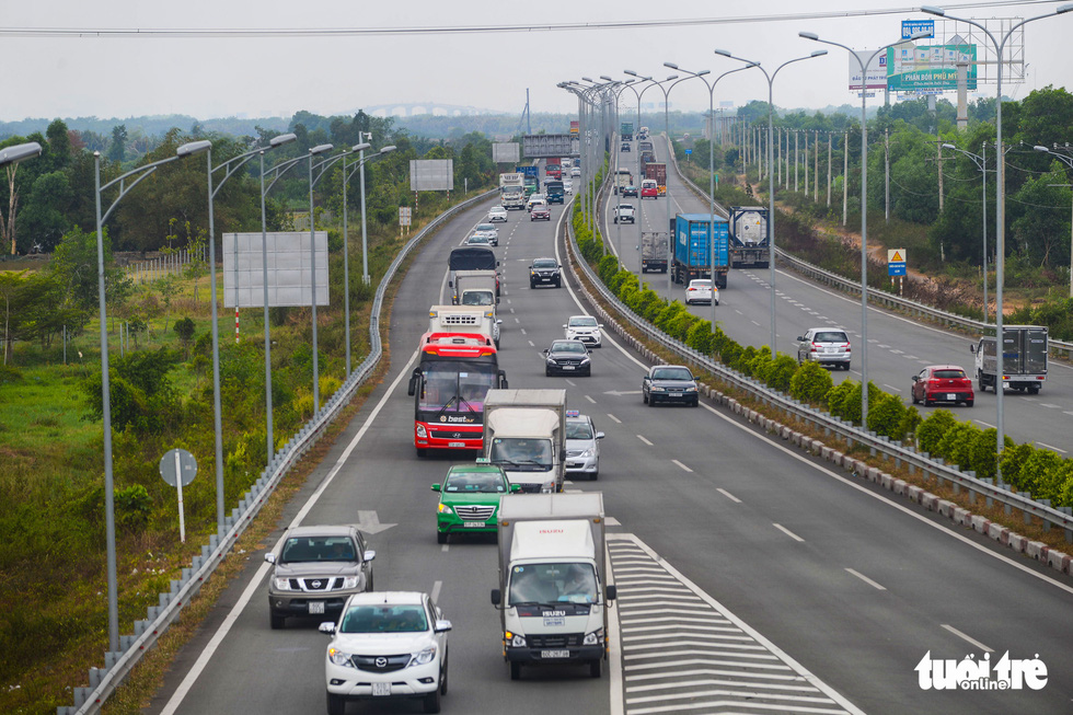 Bao giờ những cây cầu ngàn tỉ nối nhịp, cao tốc thông xe? - Ảnh 9.