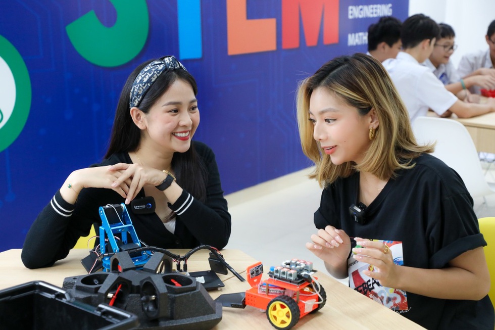 19h tối nay, trường phổ thông đầu tiên lên sóng ‘Khám phá trường học’ - Ảnh 6. 19h tối nay, trường phổ thông đầu tiên lên sóng ‘Khám phá trường học’ - Ảnh 6.