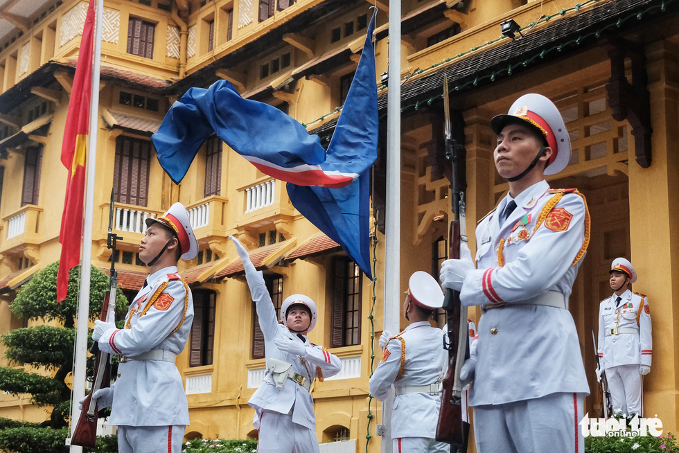 Lễ thượng cờ kỷ niệm 53 năm thành lập ASEAN - Ảnh 5.