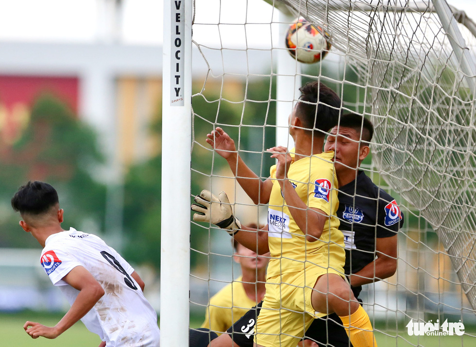 Đàn em Xuân Trường đá phạt góc ghi bàn ở ngày khai màn VCK U17 quốc gia 2020 - Ảnh 3. Đàn em Xuân Trường đá phạt góc ghi bàn ở ngày khai màn VCK U17 quốc gia 2020 - Ảnh 3.