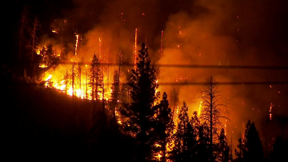 Bang California ban bố tình trạng khẩn cấp tại 5 quận vì cháy rừng - Ảnh 4.