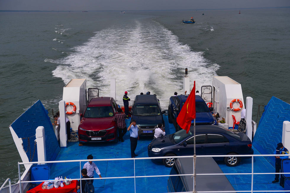 Can Gio - Vung Tau ferry route on the opening day - Photo 6.