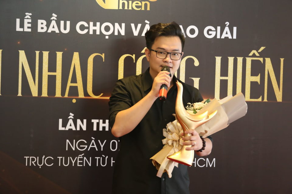 Giải Cống hiến 2021: Tùng Dương và Rap Việt thắng lớn - Ảnh 5.