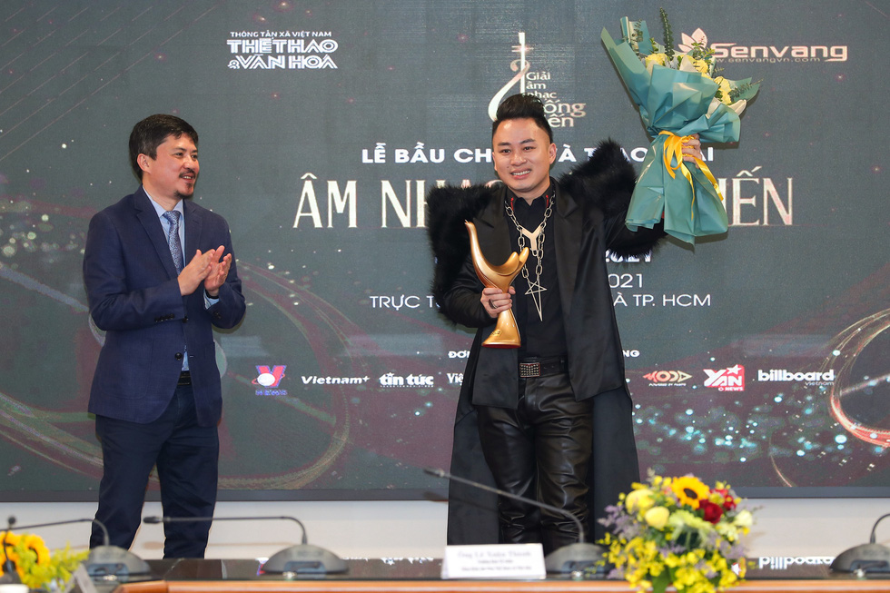 Giải Cống hiến 2021: Tùng Dương và Rap Việt thắng lớn - Ảnh 1.