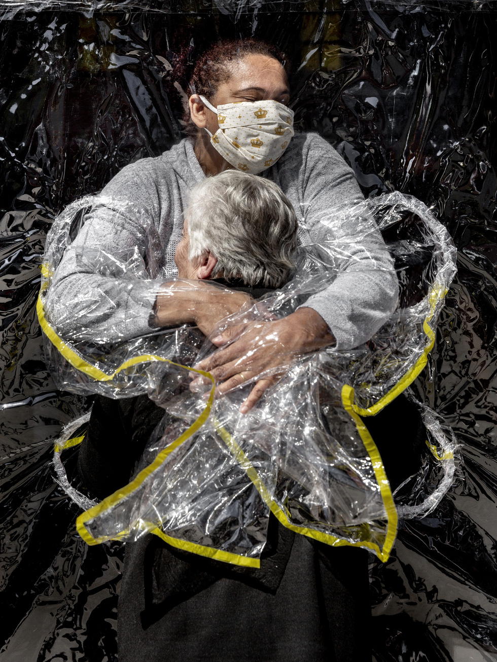 004_world press photo of the year nominee_mads nissen_politiken_panos pictures