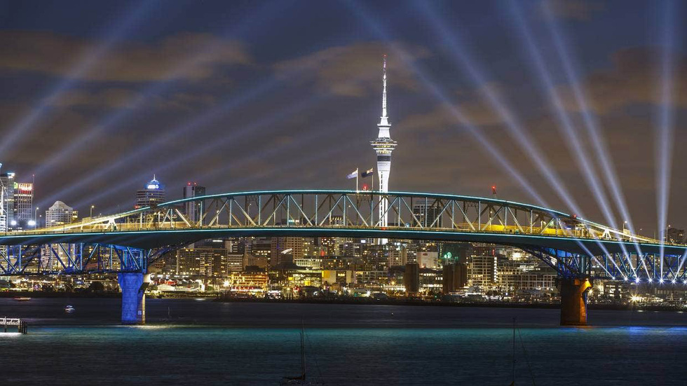 Thế giới chào đón Năm mới 2022: Pháo hoa thắp sáng Sydney lần đầu tiên sau 2 năm - Ảnh 3.