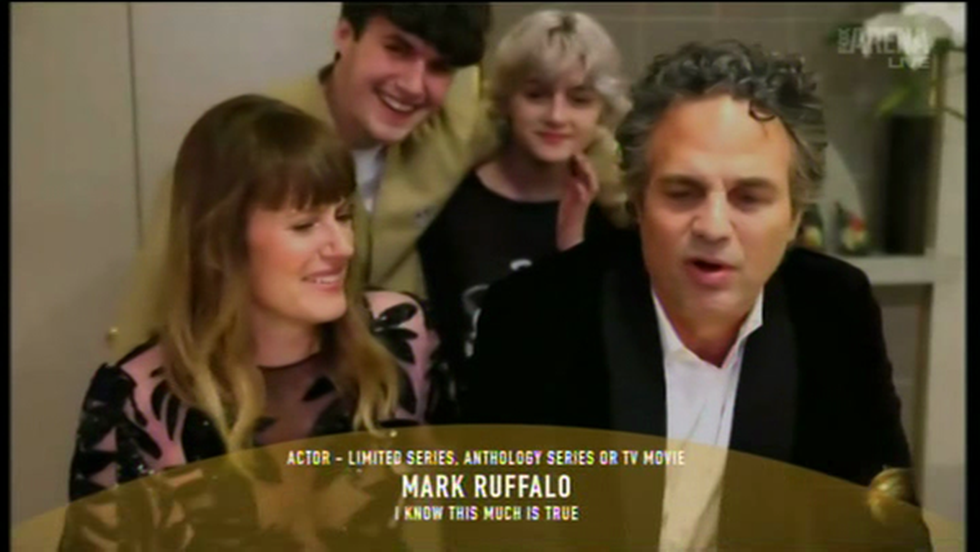 Thủ tướng Anh Margaret Thatcher, Công nương Diana, Thái tử Charles giành Quả cầu vàng 2021 - Ảnh 18.