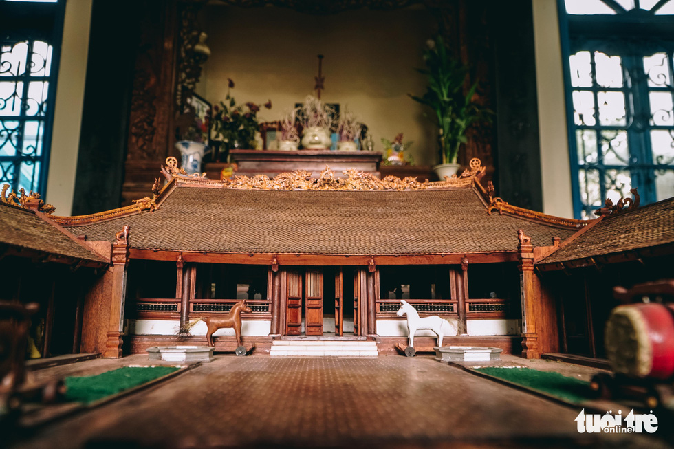 Unique model of the smallest mahogany communal house in Vietnam - Photo 6.