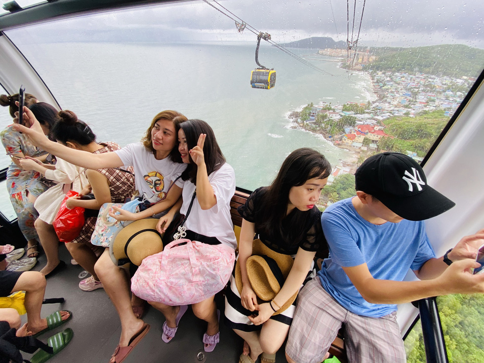 Du lịch Việt Nam bàn cách mở cửa đón khách quốc tế - Ảnh 6. Du lịch Việt Nam bàn cách mở cửa đón khách quốc tế - Ảnh 6.