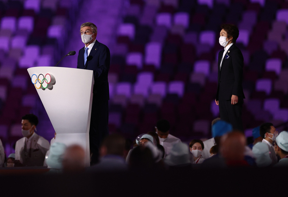 Đài lửa đã được thắp sáng, Olympic 2020 chính thức khai mạc - Ảnh 8. Đài lửa đã được thắp sáng, Olympic 2020 chính thức khai mạc - Ảnh 8.
