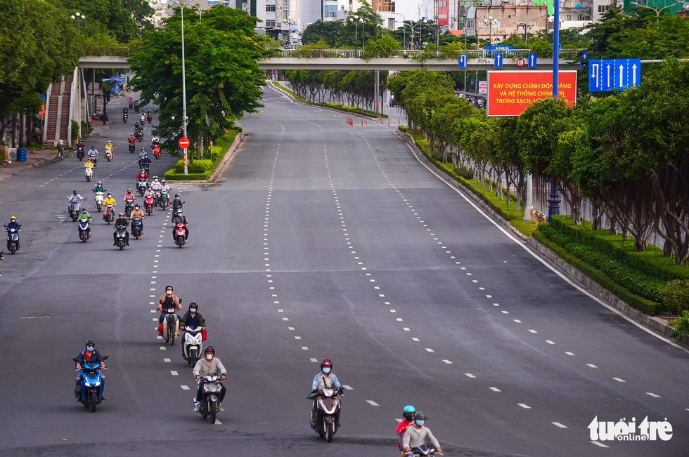 Trên 11.000 ca mắc, TP.HCM làm gì khi chu kỳ phát sinh ca nhiễm ngày càng rút ngắn? - Ảnh 3.