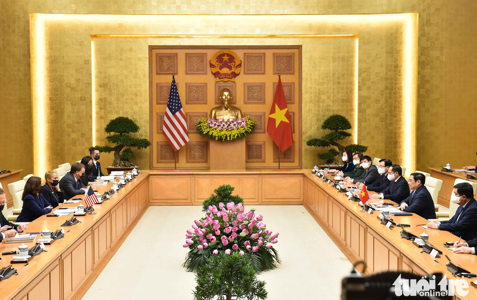 Những hình ảnh đáng nhớ của Phó tổng thống Mỹ Kamala Harris ở Việt Nam - Ảnh 6. Những hình ảnh đáng nhớ của Phó tổng thống Mỹ Kamala Harris ở Việt Nam - Ảnh 6.