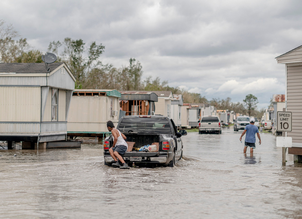Chùm ảnh bang Louisiana tan hoang vì bão Ida - Ảnh 3.