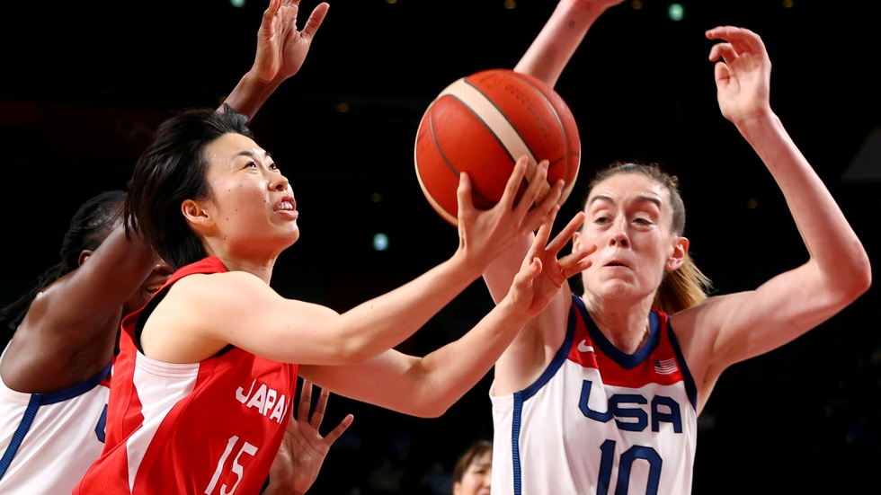 Tung cú nước rút thần tốc, Mỹ vượt mặt Trung Quốc giành ngôi nhất toàn đoàn ở Olympic 2020 - Ảnh 7. Tung cú nước rút thần tốc, Mỹ vượt mặt Trung Quốc giành ngôi nhất toàn đoàn ở Olympic 2020 - Ảnh 7.